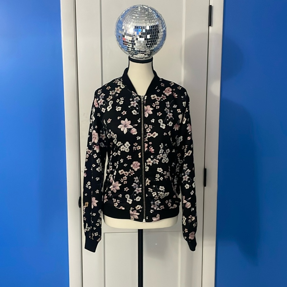 New Look Floral Bomber Jacket - Black and Pink - Picture 1 of 6